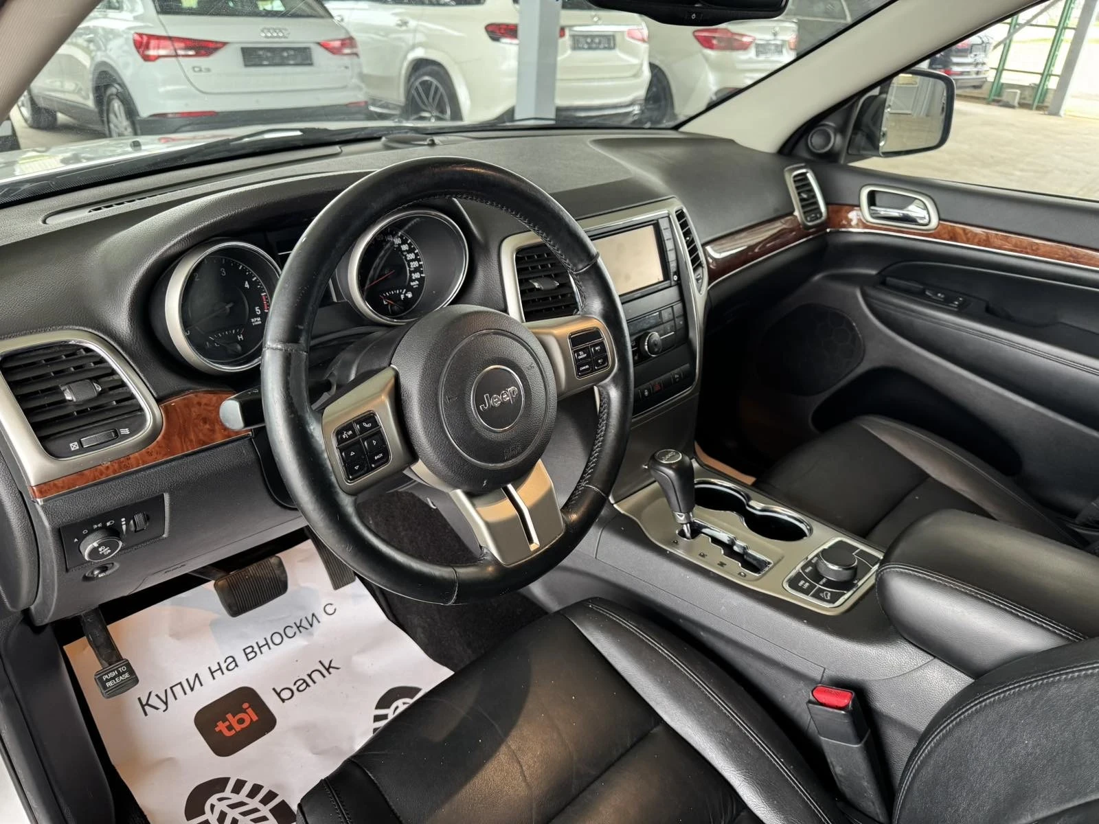 Jeep Grand cherokee 3.0* 250ps* 4x4* 163хл.км* КОЖА* НАВИ* КАМЕРА - изображение 8