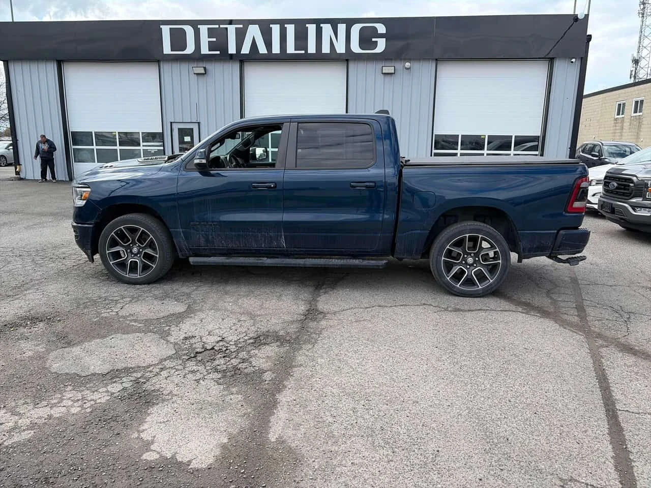 Dodge RAM 1500 |  Sport | ПАНОРАМА  | CARFAX | ПОДГРЕВ | , снимка 2 - Автомобили и джипове - 54460265