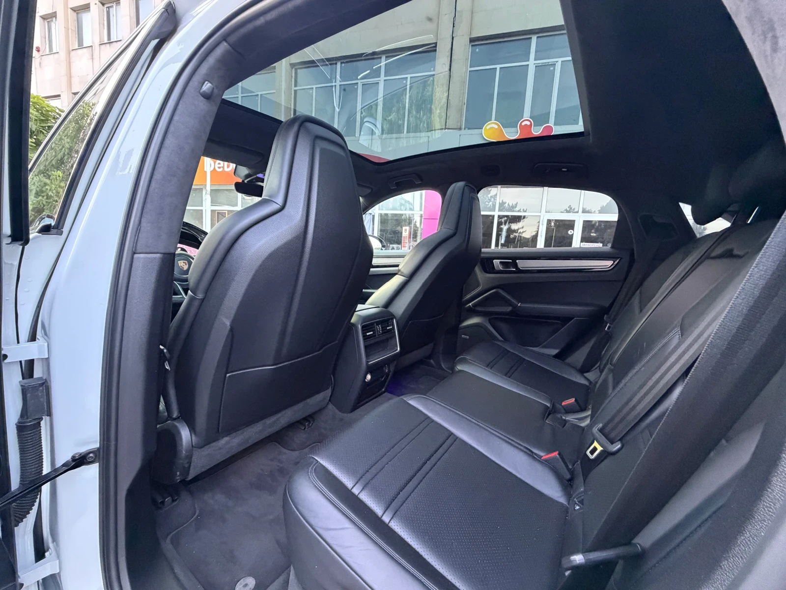 Porsche Cayenne COUPE* GTS* 340кс* ПАНОРАМА, снимка 8 - Автомобили и джипове - 55327452