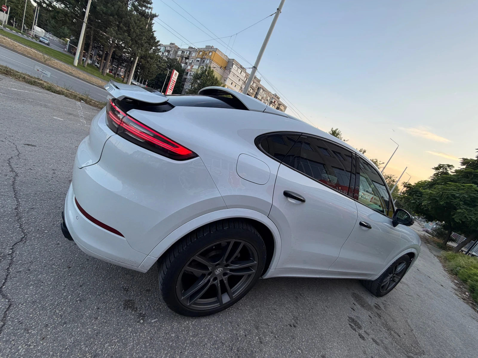 Porsche Cayenne COUPE* GTS* 340кс* ПАНОРАМА, снимка 7 - Автомобили и джипове - 55327452