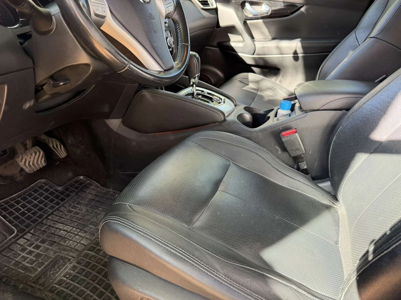 Nissan Qashqai Benzin Tekna Auto 360kam, снимка 11 - Автомобили и джипове - 55512151