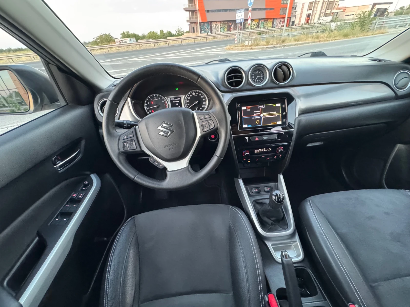 Suzuki Vitara 1.6i V-Top :: LPG, снимка 9 - Автомобили и джипове - 55631957
