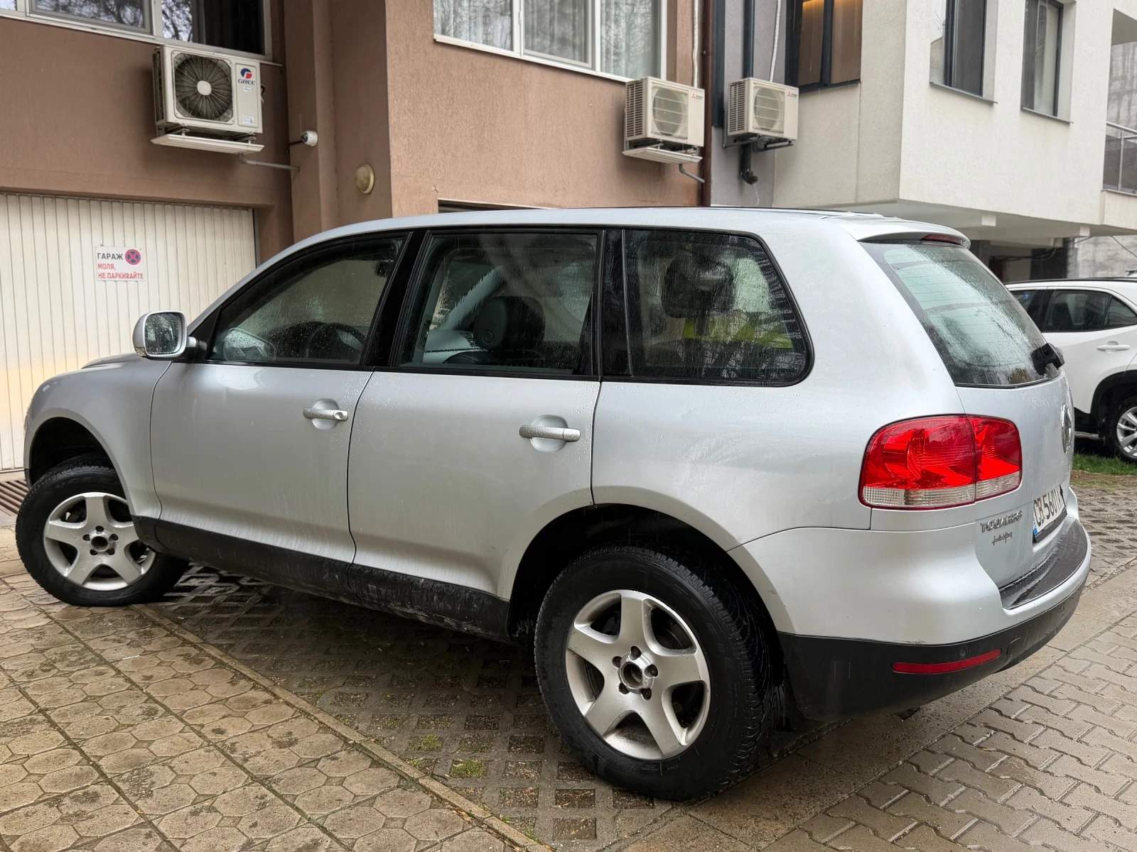 VW Touareg 2, 5TDI Ръчка , снимка 5 - Автомобили и джипове - 55694122