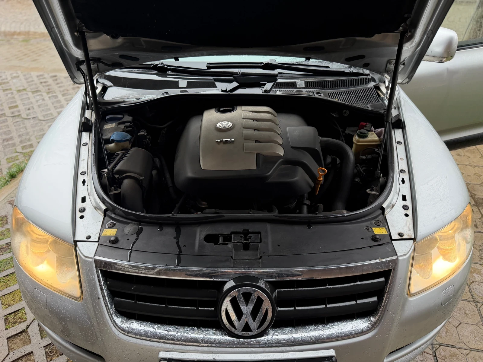 VW Touareg 2, 5TDI Ръчка , снимка 10 - Автомобили и джипове - 55694122