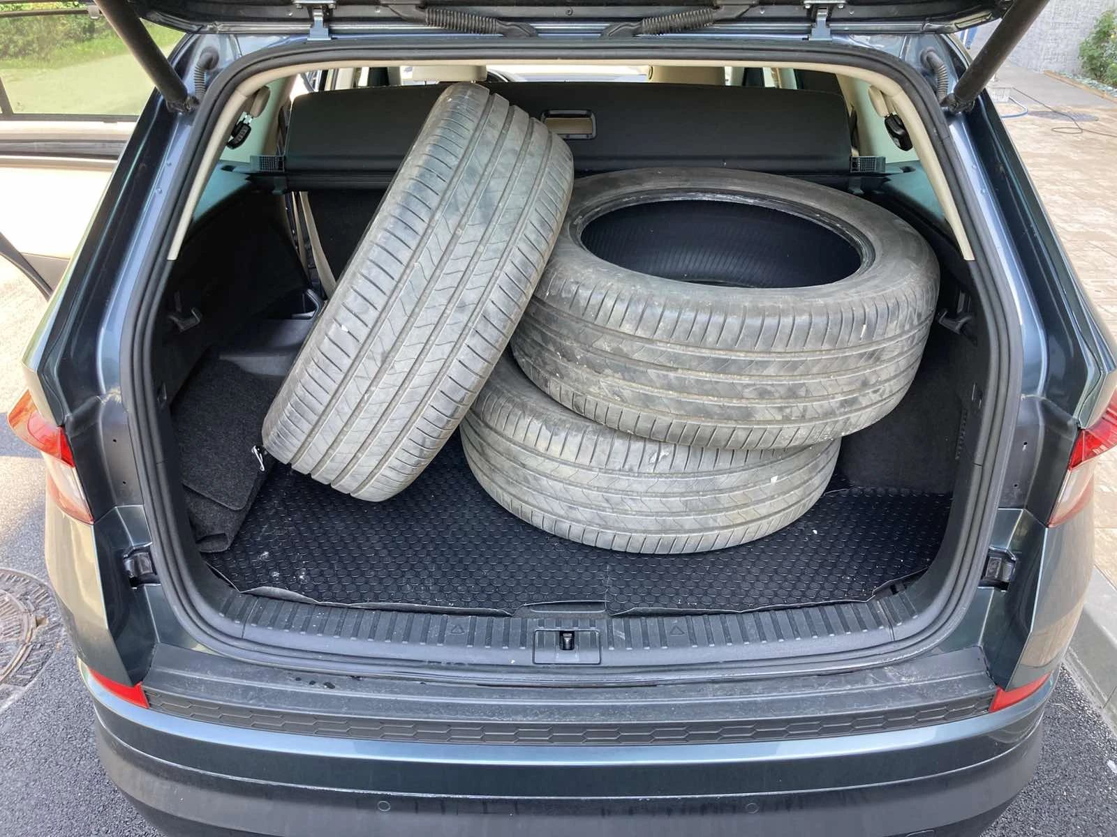 Skoda Kodiaq 2.0TDI, 190кс, 7-мест., 148 хил.км., с вкл. ДДС, снимка 17 - Автомобили и джипове - 56161783