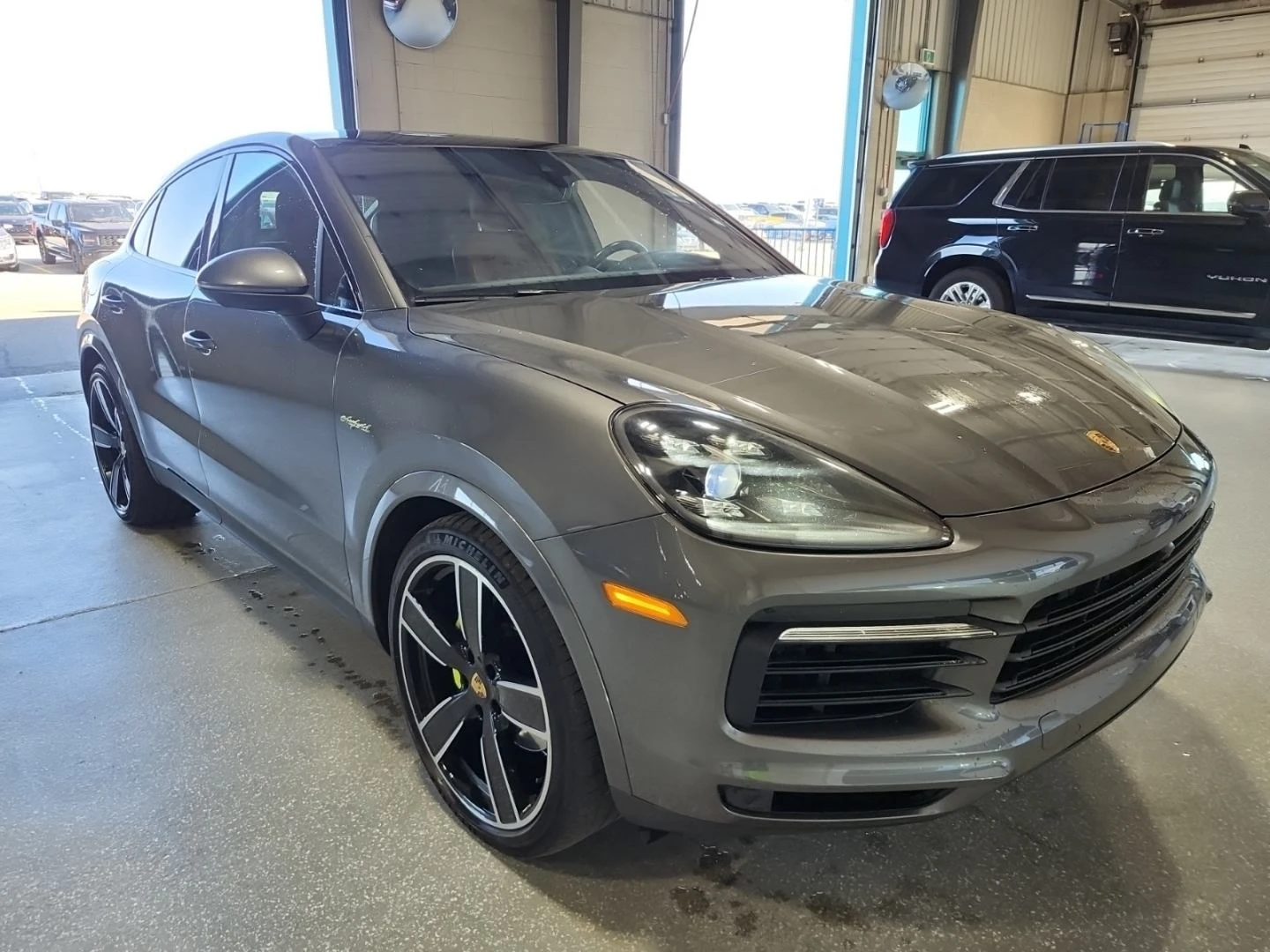 Porsche Cayenne Coupe* 360* Bose* Обдух* Пано* Подгрев, снимка 2 - Автомобили и джипове - 56218181