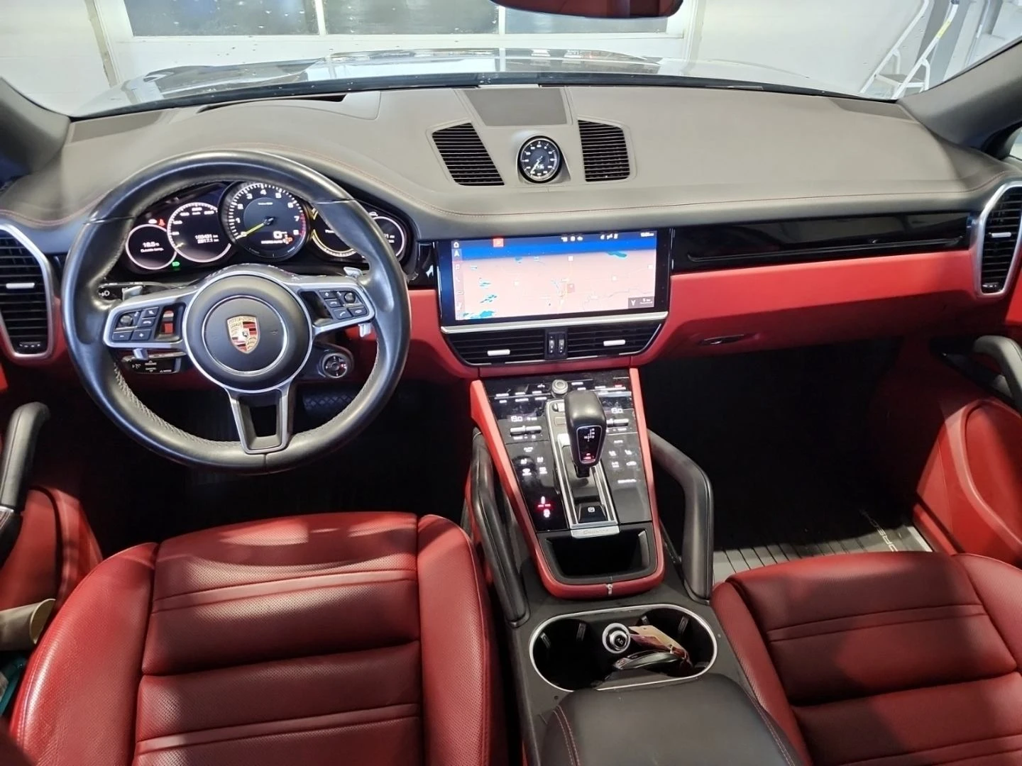 Porsche Cayenne Coupe* 360* Bose* Обдух* Пано* Подгрев, снимка 7 - Автомобили и джипове - 56218181
