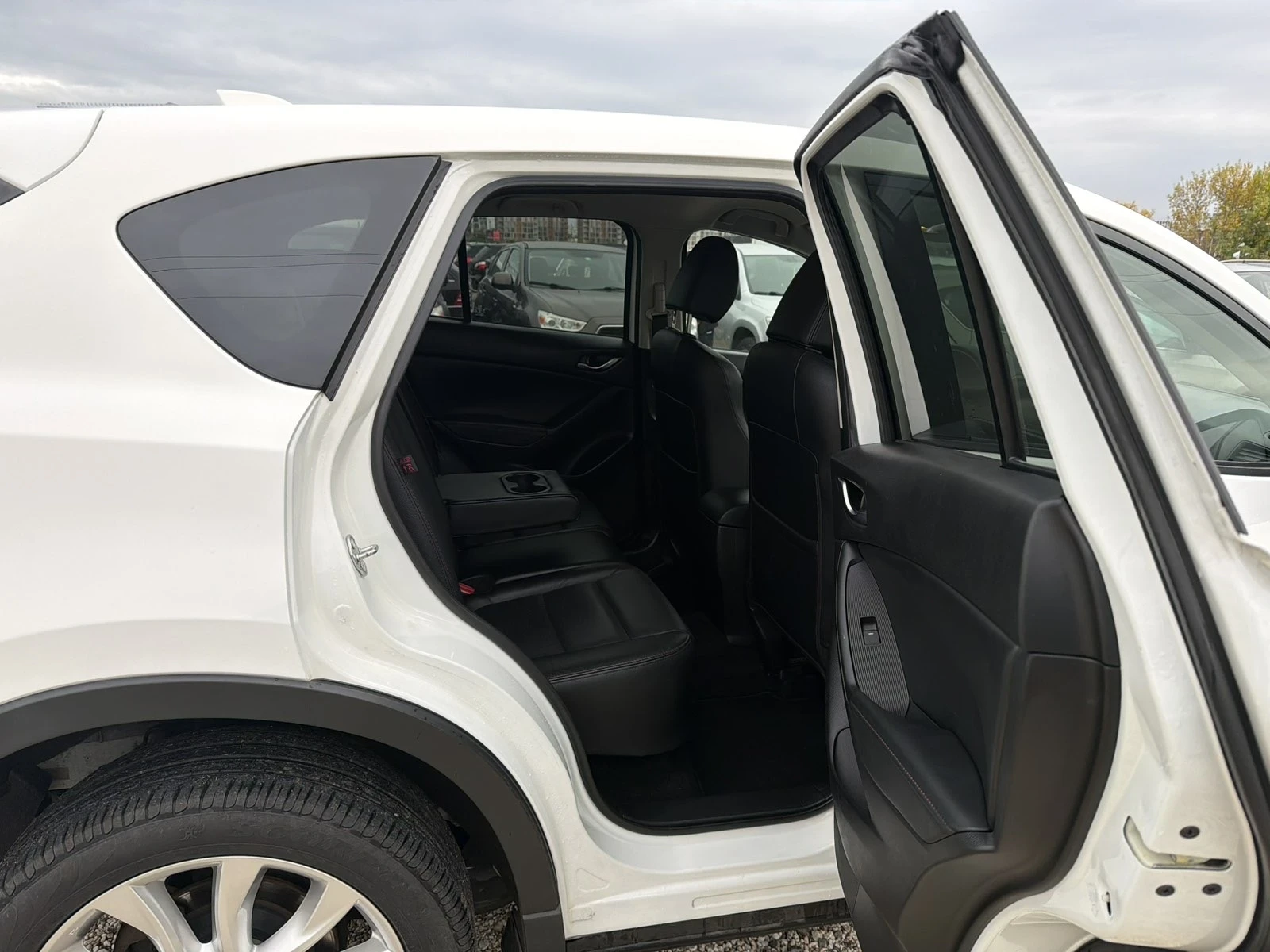 Mazda CX-5 2.0i REVOLUTION, снимка 15 - Автомобили и джипове - 56503449