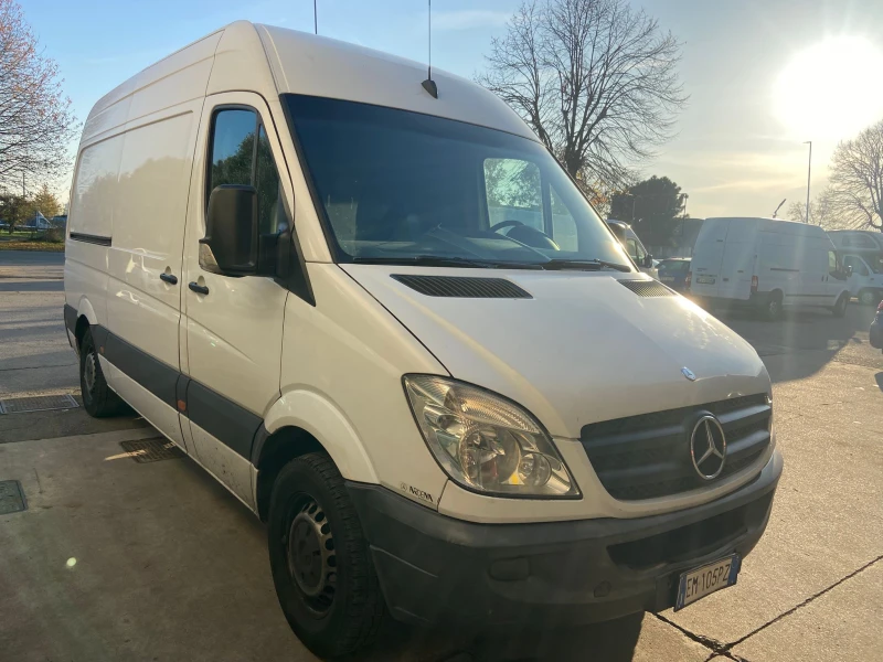 Mercedes-Benz Sprinter 313 * ИТАЛИЯ* ХЛАДИЛЕН* MAXI* ОЧАКВАН ВНОС* EURO 5* , снимка 2 - Бусове и автобуси - 48726057