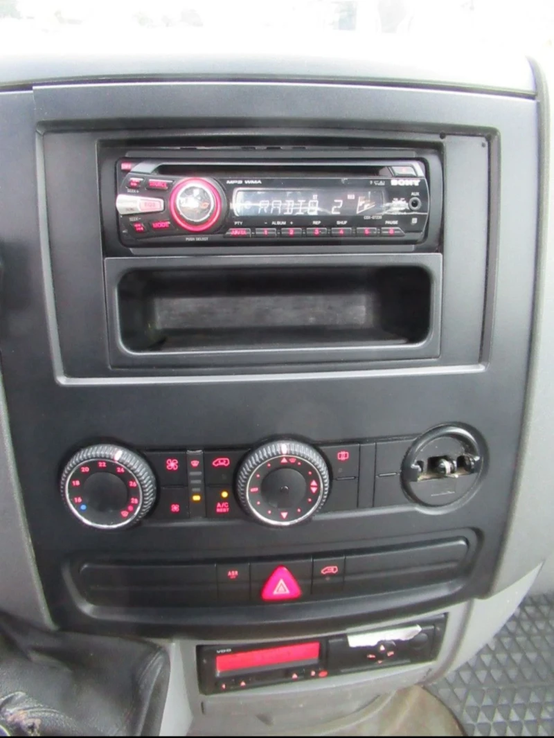 VW Crafter 50, 2, 5 TDI, Кран HIAB 033+ Кран+ Щипка, Самосва, снимка 5 - Бусове и автобуси - 53094296