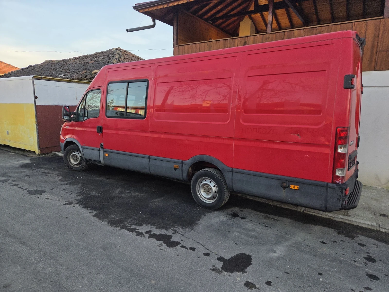 Iveco 35S18 3.0 180 кс* КЛИМА * MAXI* ТОВАРОПЪТНИК* 6 МЕСТА * , снимка 6 - Бусове и автобуси - 53772827