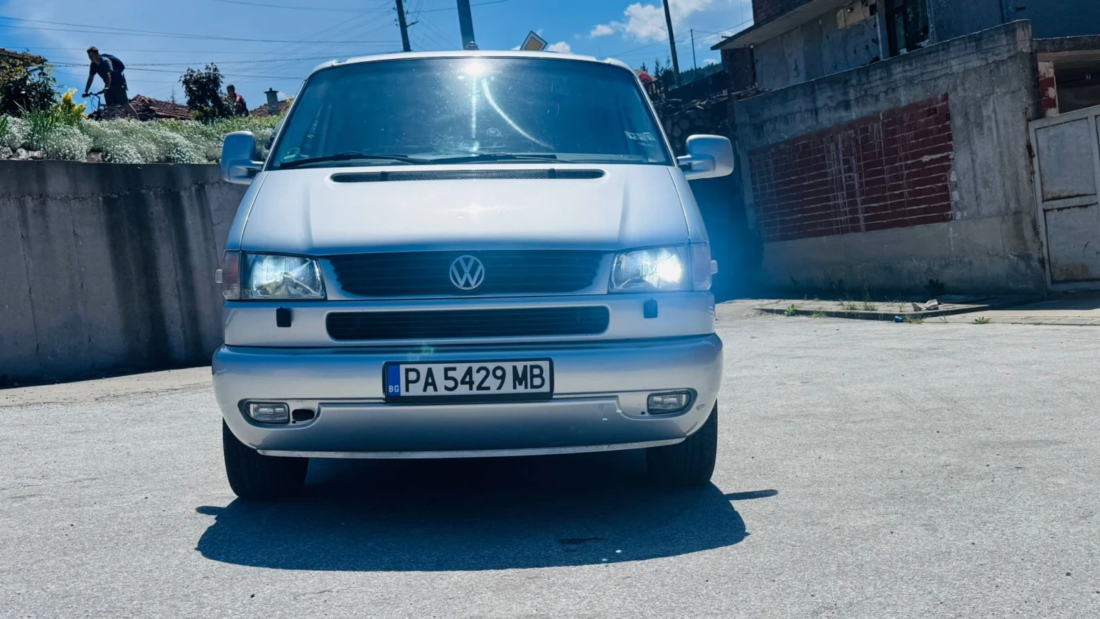 VW Caravelle