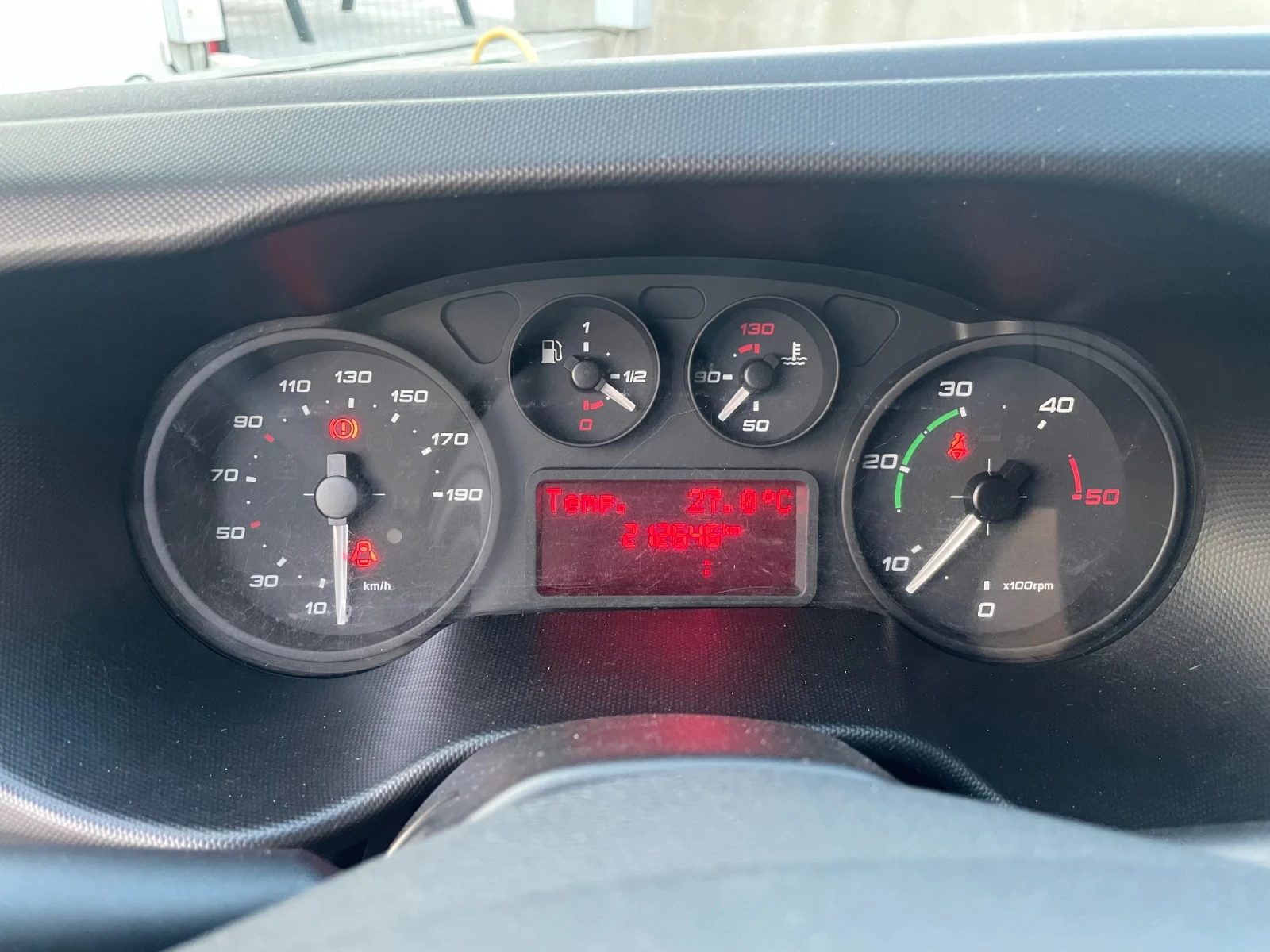 Iveco 35s13 2.3 130hp, снимка 13 - Бусове и автобуси - 55354337