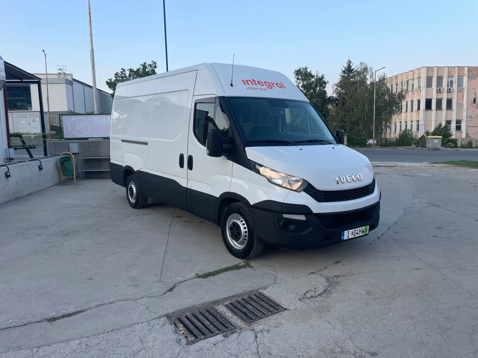 Iveco 35s13 2.3 130hp, снимка 2 - Бусове и автобуси - 55354337