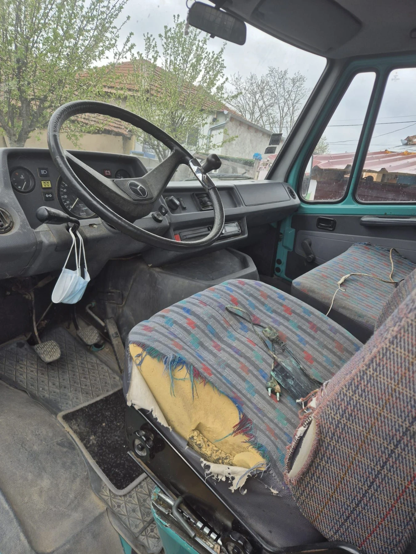 Mercedes-Benz 208, снимка 12 - Бусове и автобуси - 56554477
