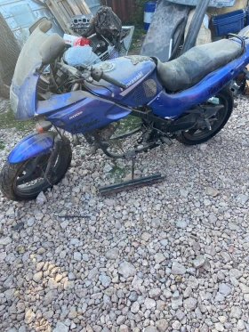����� �� �������� �� Kawasaki Ninja 500