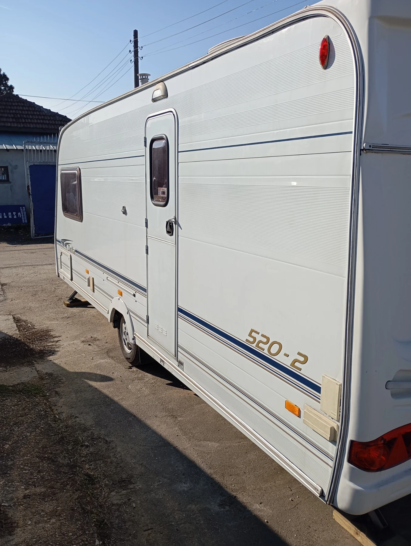 Каравана Други Лунар, снимка 4 - Каравани и кемпери - 53791224