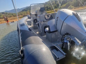 Надуваема лодка Zodiac Advenger, снимка 5