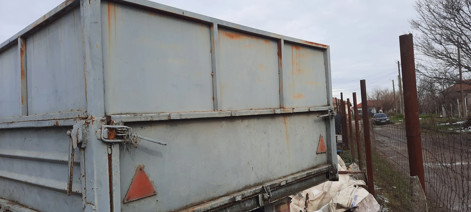 �� ������� ���-4 | Mobile.bg � ����������� 4