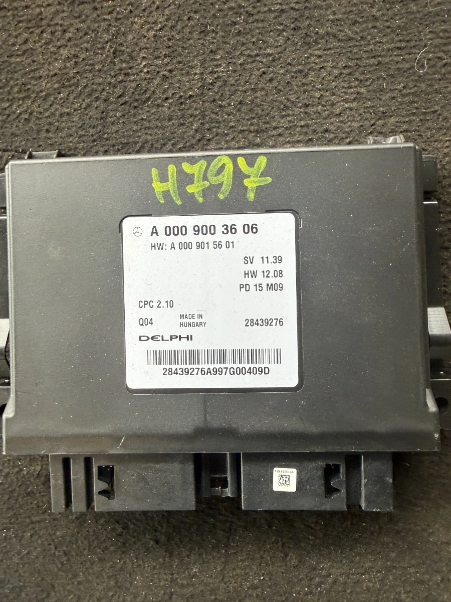Блок управление на скоростната кутия за Mercedes GLA X156 A0009003606-1986