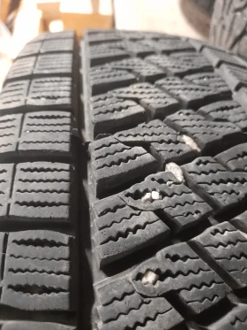 Гуми с джанти Lassa 195/70R15, снимка 2 - Гуми и джанти - 47612941