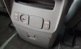 Kia Carnival 9-seater Limousine, снимка 15