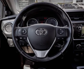 Toyota Auris 2.0 D-4D СУПЕР СЪСТОЯНИЕ! С ГАРАНЦИЯ! , снимка 9