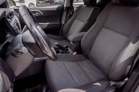 Toyota Auris 2.0 D-4D СУПЕР СЪСТОЯНИЕ! С ГАРАНЦИЯ! , снимка 11