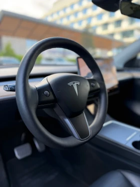 Tesla Model Y 2024 / FSD 4 / Гаранция / 60000хил км, снимка 9