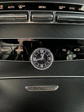 Mercedes-Benz C 220 Night Edition AMG Line, снимка 13