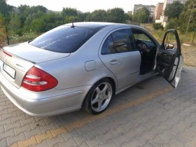 Mercedes-Benz E 320, снимка 3