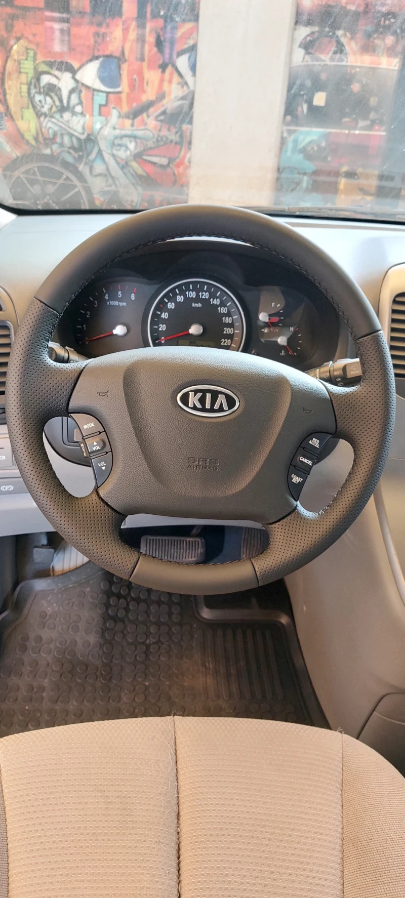 Kia Carnival Ван, снимка 17 - Автомобили и джипове - 47754207