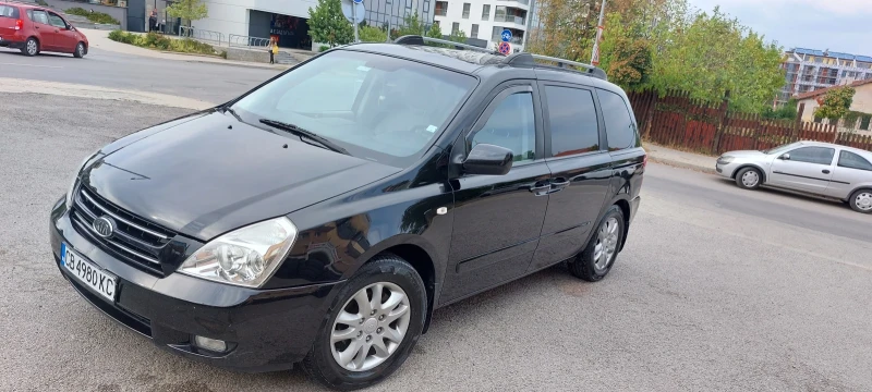 Kia Carnival Ван, снимка 4 - Автомобили и джипове - 47754207