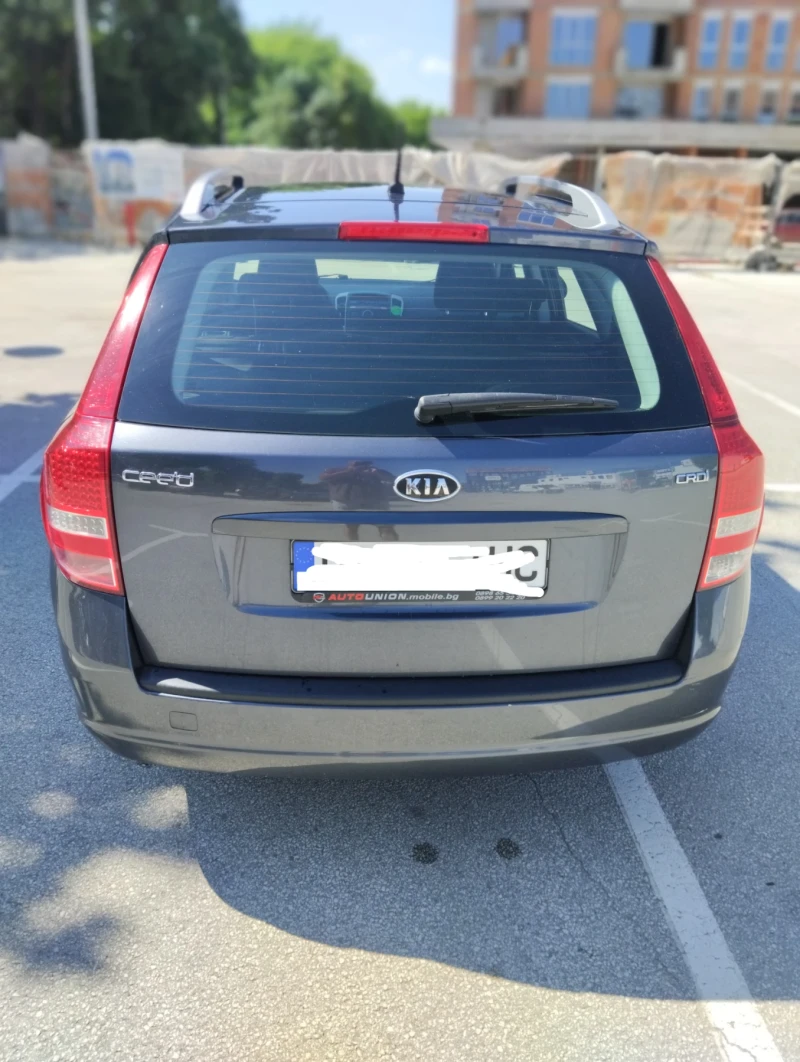 Kia Ceed, снимка 2 - Автомобили и джипове - 47780753