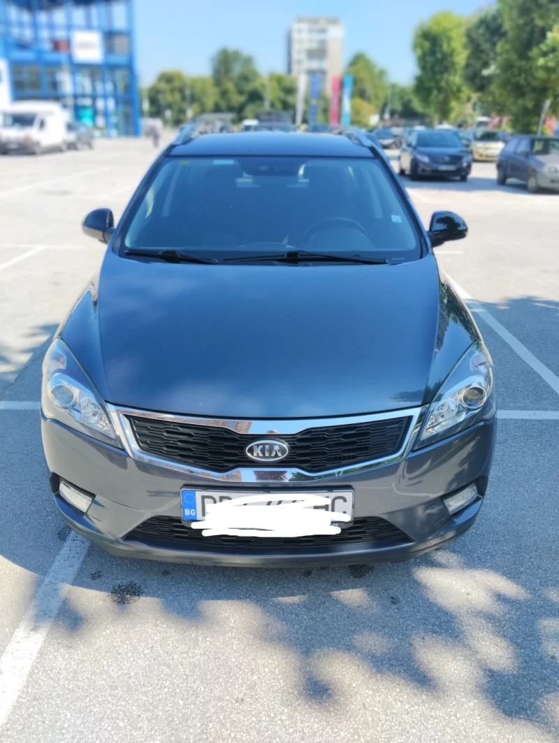 Kia Ceed, снимка 1 - Автомобили и джипове - 47780753