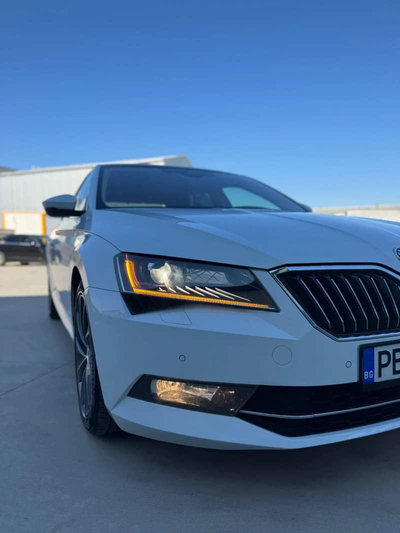 Skoda Superb Laurin & Klement, снимка 4 - Автомобили и джипове - 48292940