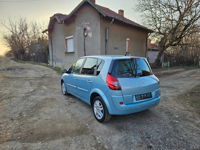 Renault Scenic 1.5 dCI, снимка 7 - Автомобили и джипове - 48786235