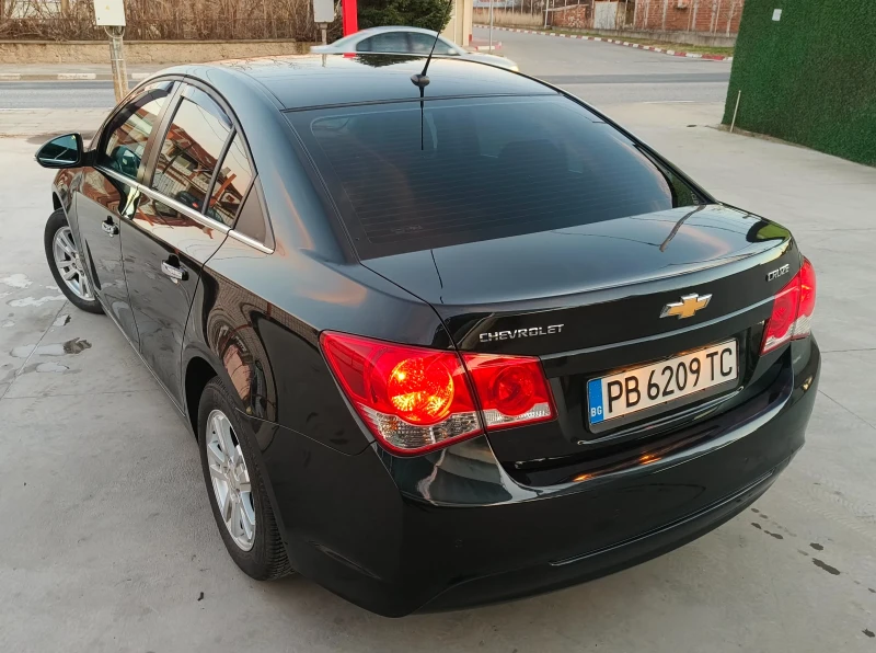 Chevrolet Cruze 2.0 дизел, снимка 2 - Автомобили и джипове - 48985557