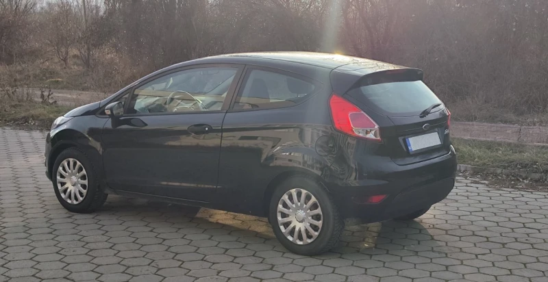 Ford Fiesta 1.25 cc 82 hp, снимка 7 - Автомобили и джипове - 49376432