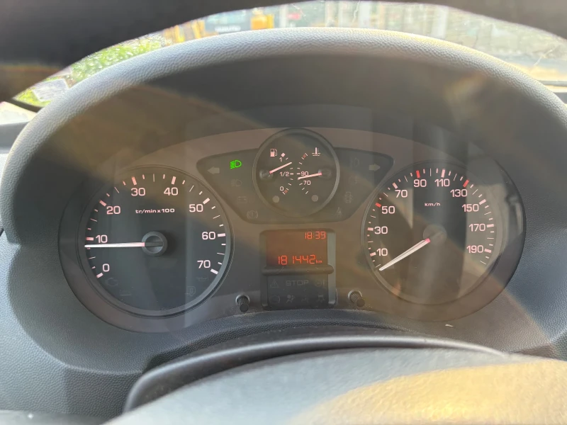 Citroen Jumpy 2.0 HDI 128кс Климатик, снимка 8 - Автомобили и джипове - 51109331