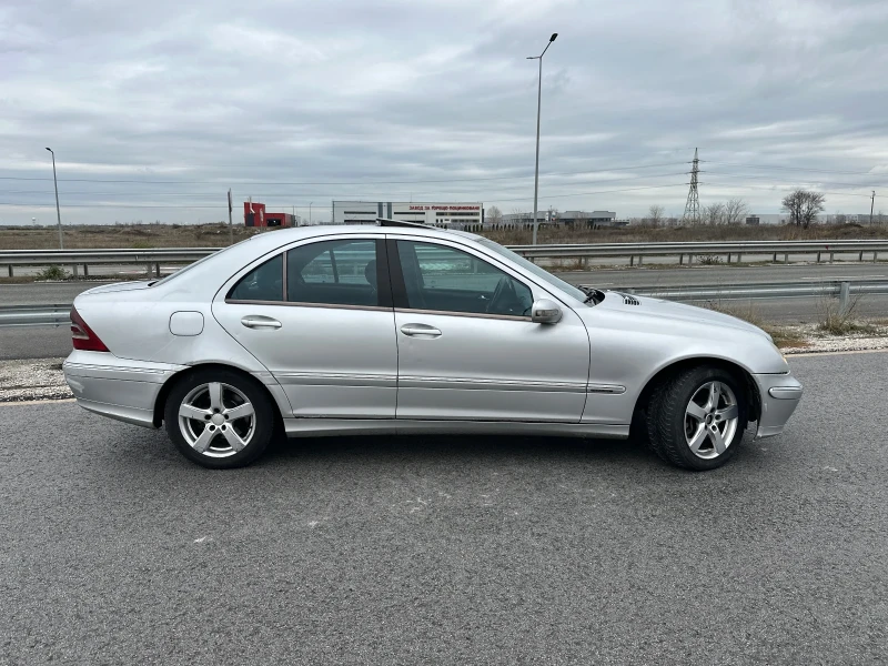 Mercedes-Benz C 270 CDI, снимка 4 - Автомобили и джипове - 52693257