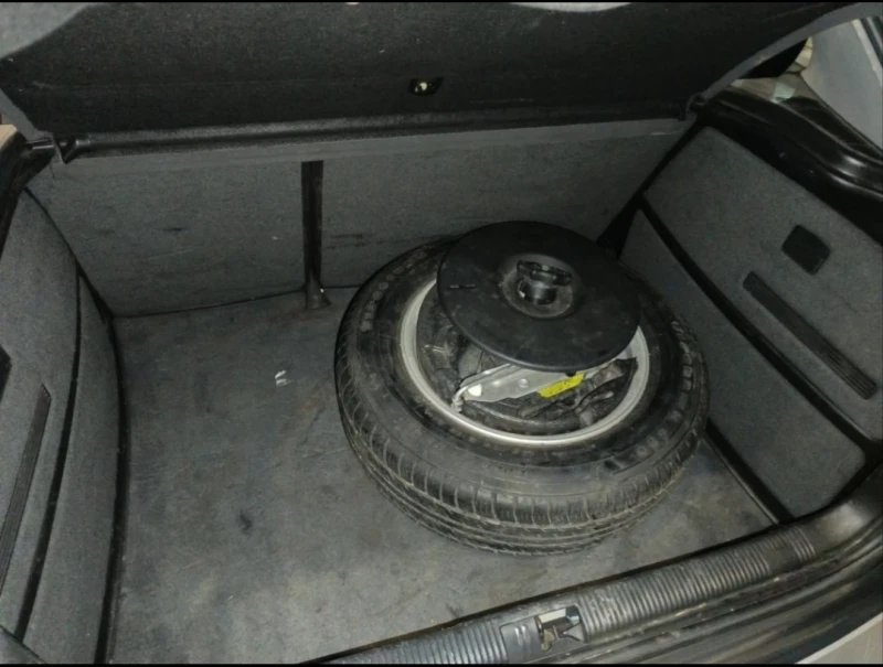 Audi A3 1.6 ГАЗ/БЕНЗИН , снимка 11 - Автомобили и джипове - 52912993