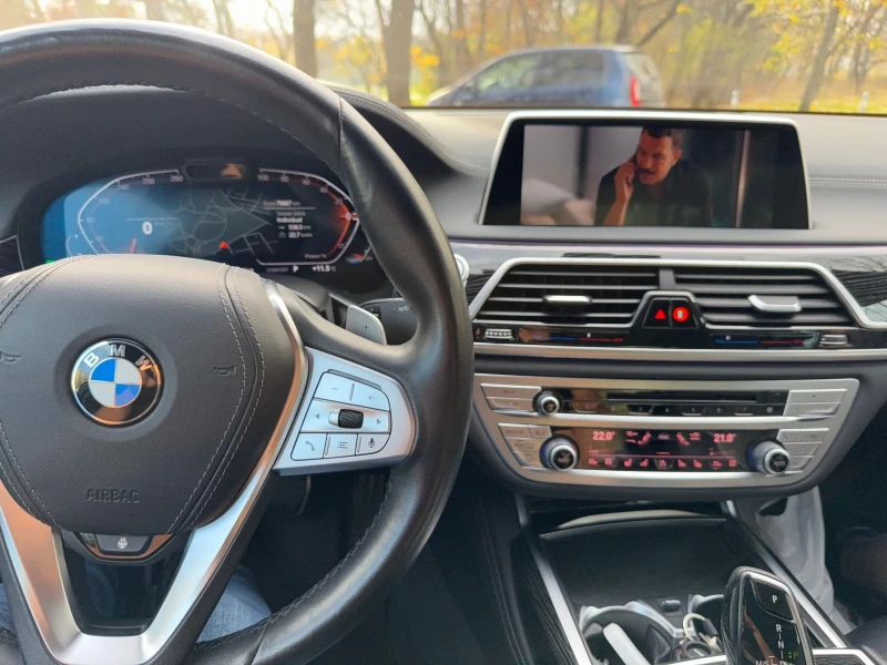 BMW 740 ГАРАНЦИОНЕН АВТОМОБИЛ, M-pack, x-drive, снимка 3 - Автомобили и джипове - 53117030