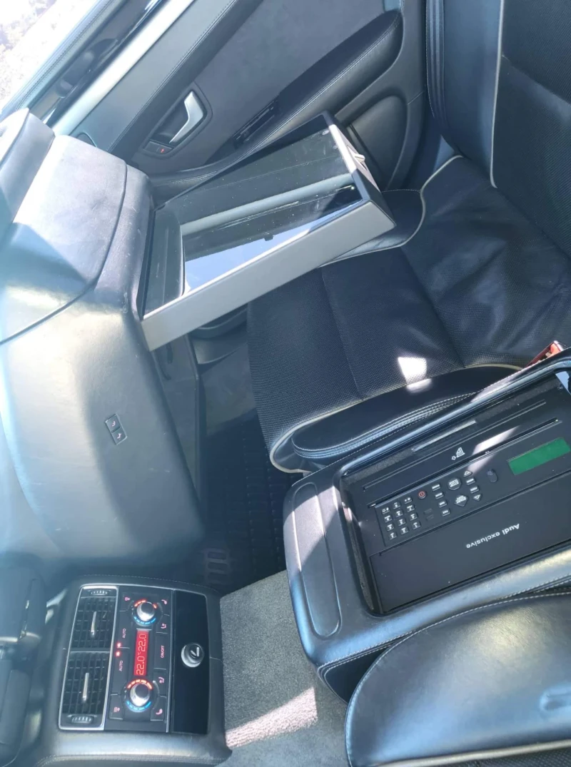 Audi A8, снимка 4 - Автомобили и джипове - 53403427