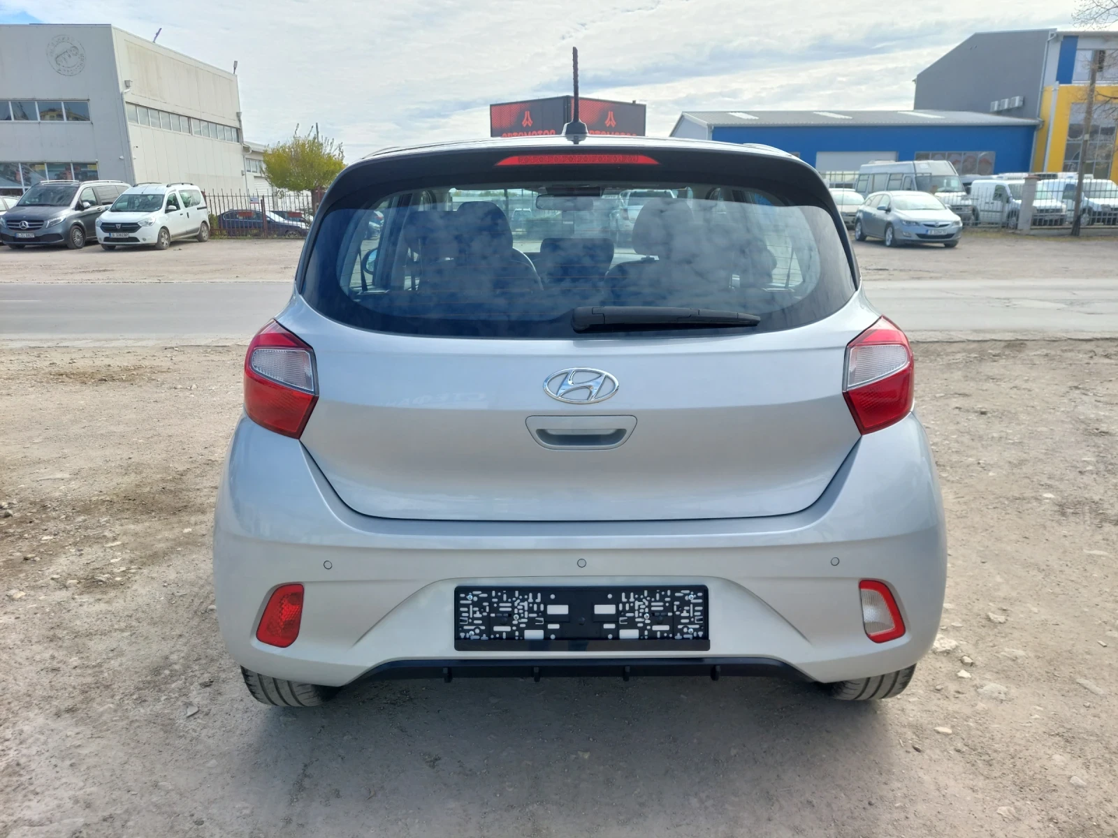 Hyundai I10 1.0 MPi Automatic 39500km Euro-6 - изображение 5