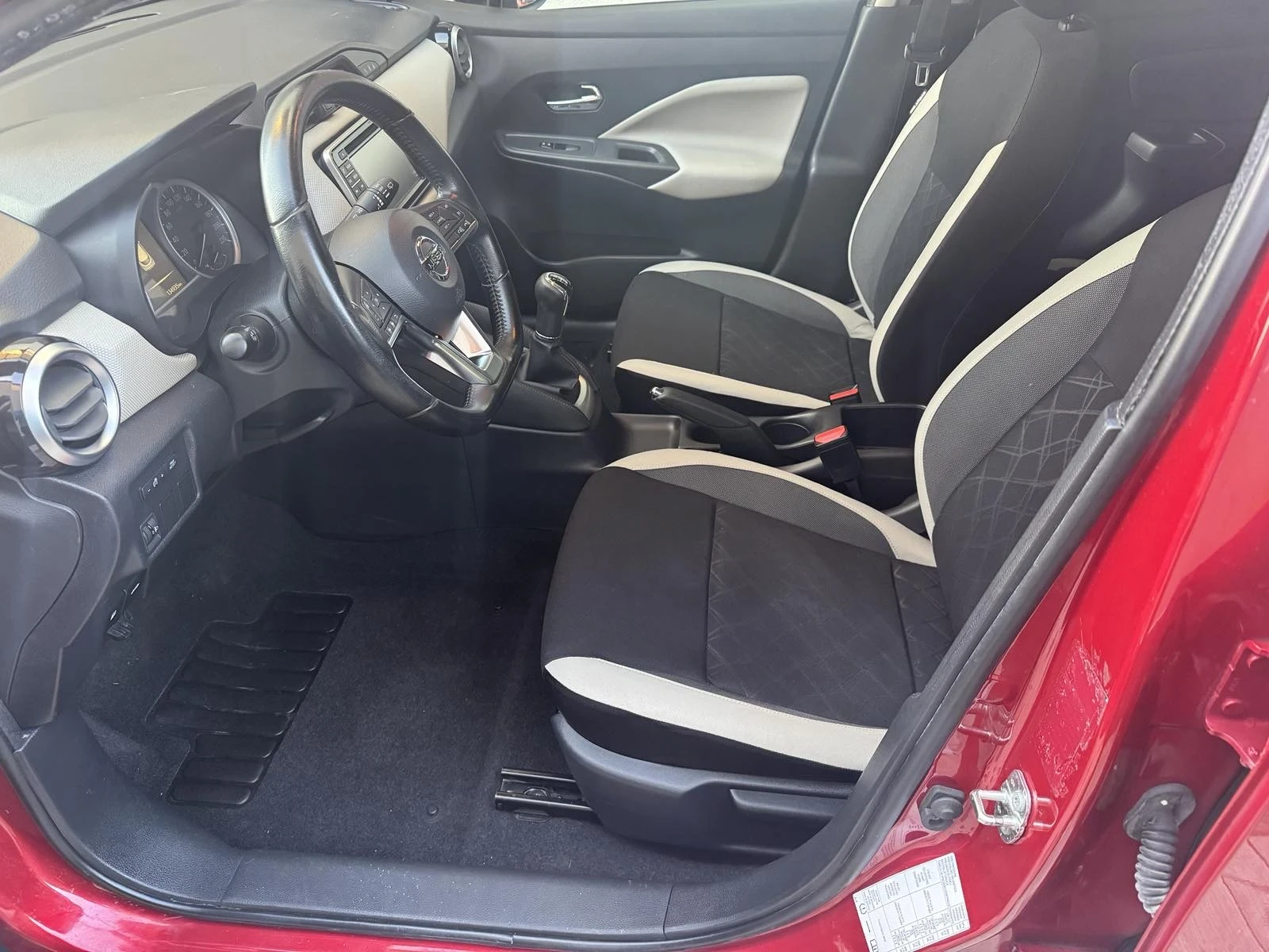Nissan Micra  - изображение 8