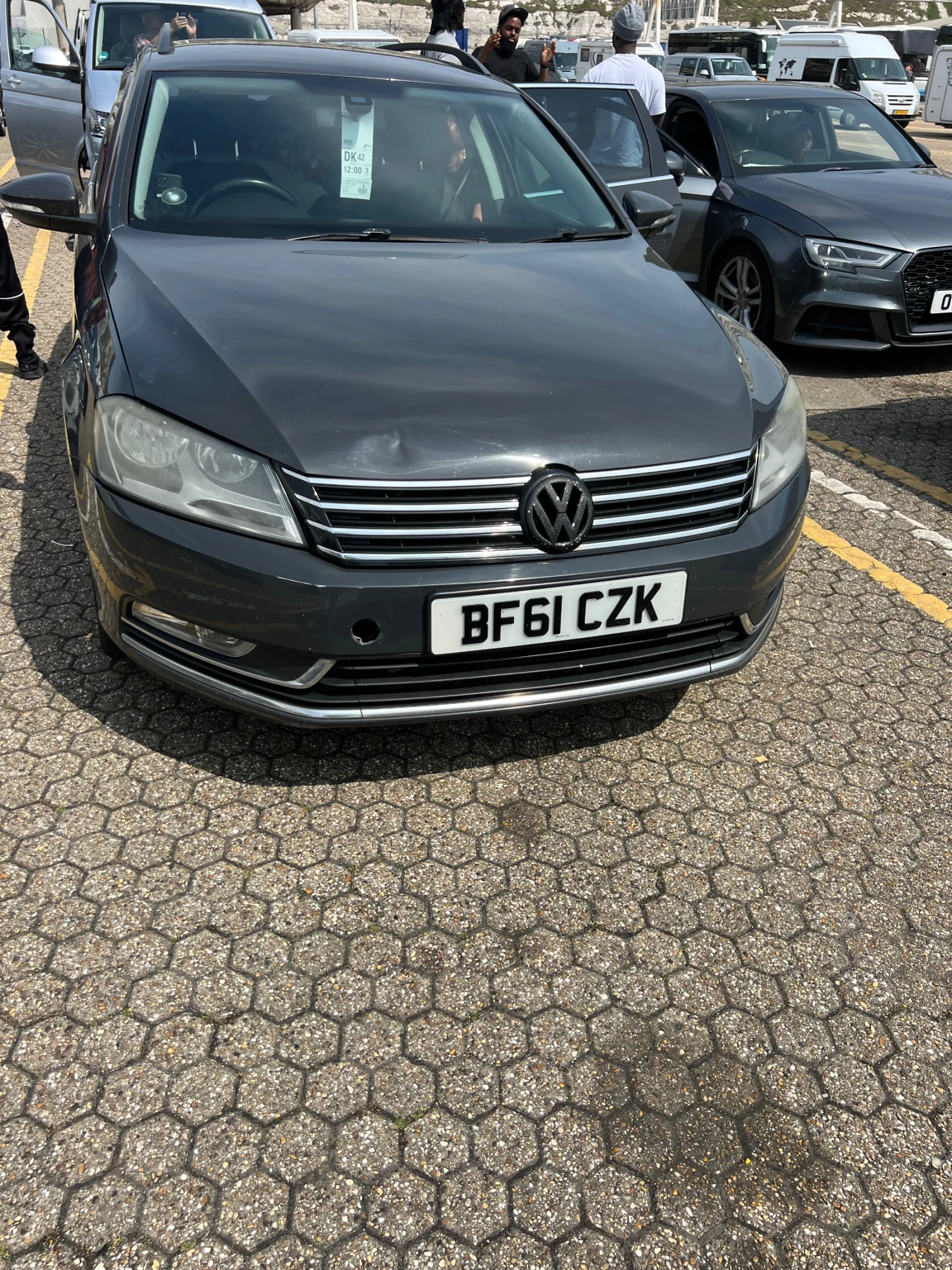 VW Passat B7 - изображение 2