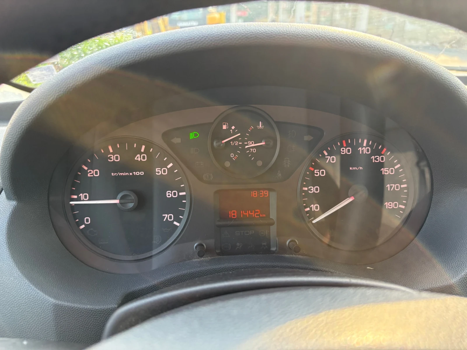 Citroen Jumpy 2.0 HDI 128кс - изображение 8