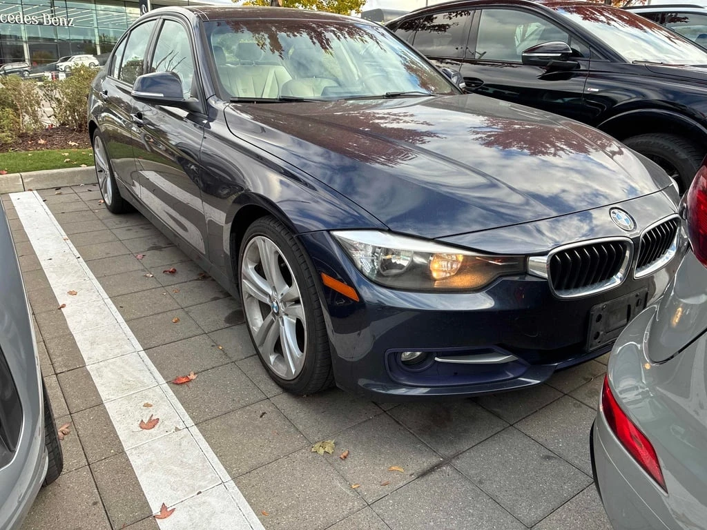 BMW 320 * 320i xDrive * CARFAX *    | Mobile.bg   13