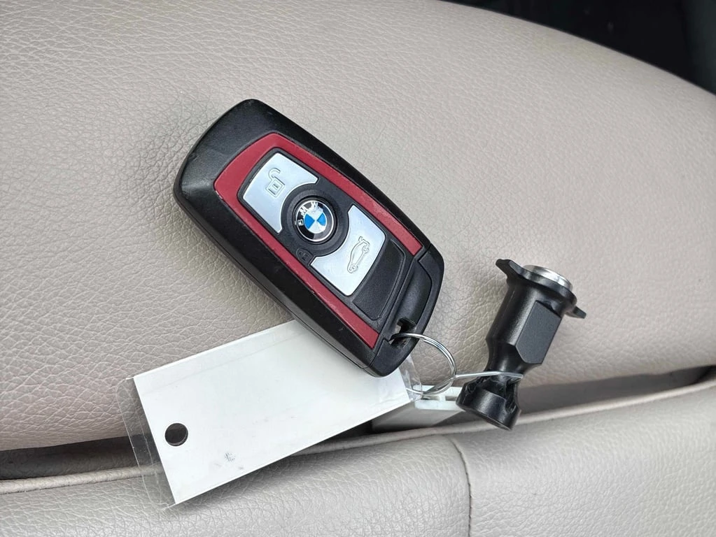 BMW 320 * 320i xDrive * CARFAX *    | Mobile.bg   17